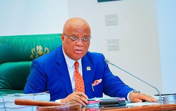 Akwa Ibom government don tok say na fake prophets manipute gov Eno pikin Akwa Ibom government don tok say na fake prophets manipute gov Eno pikin